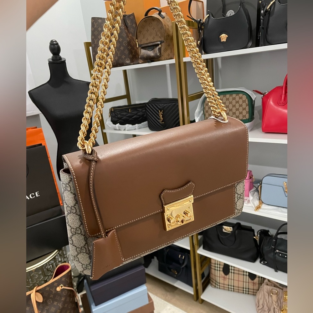 Authentic Gucci Supreme Shoulder Bag
